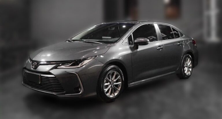 COROLLA-XEI-CVT gris oscuro