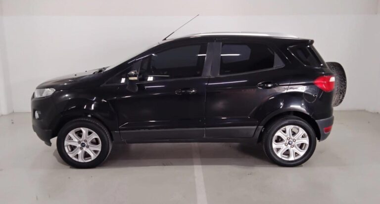 ECOSPORT-SE-negro