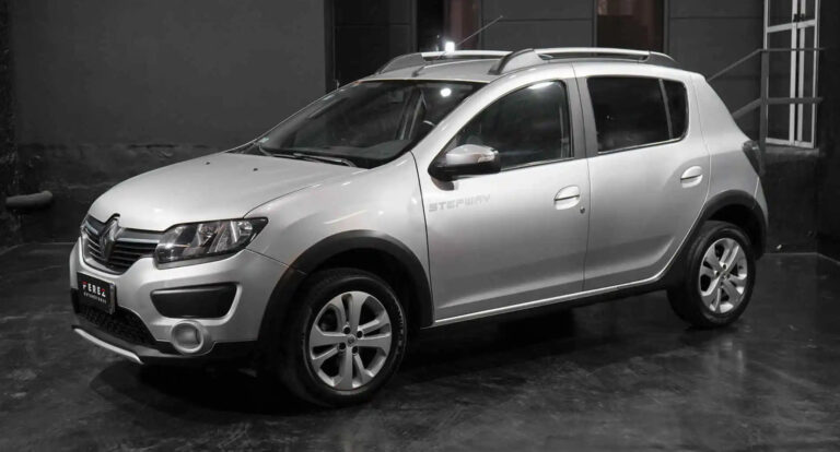 SANDERO STEPWAY